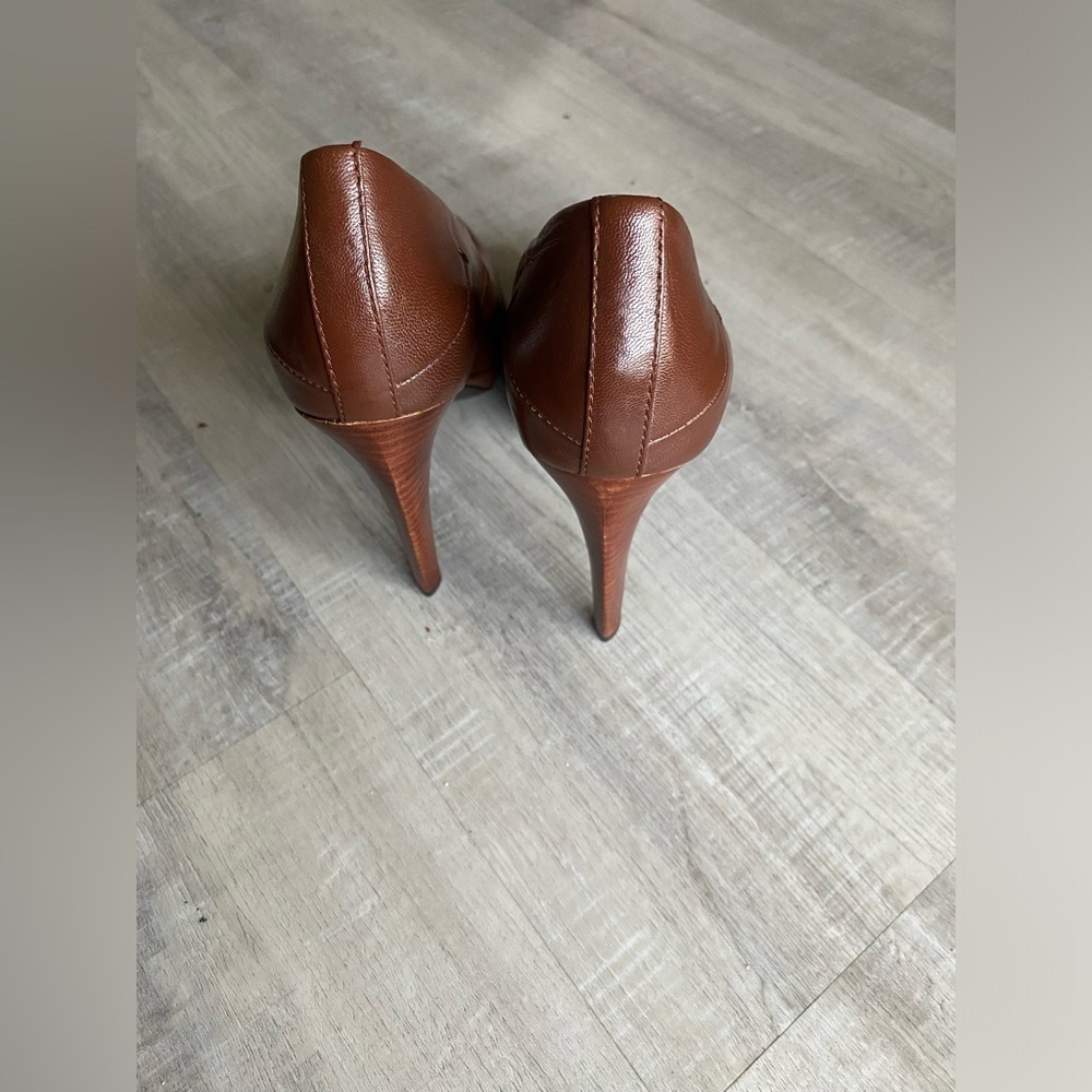 Calvin Klein brown pumps | size 6 - Picture 4 of 4